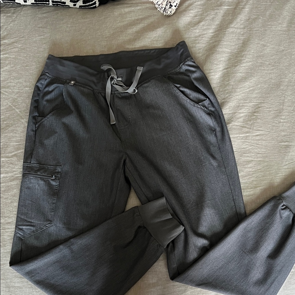 Figs women’s joggers size medium